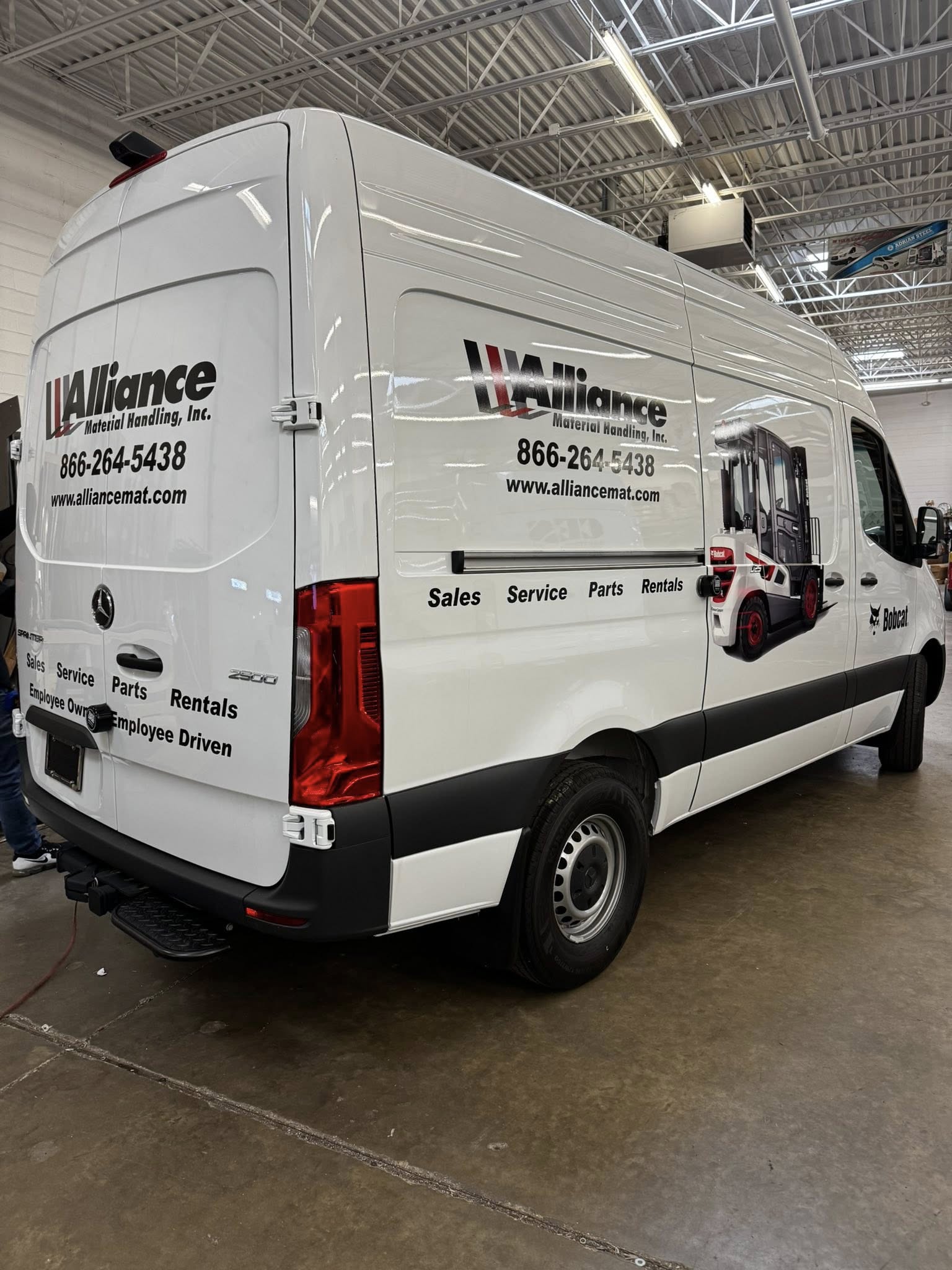 Fleet graphics job 01